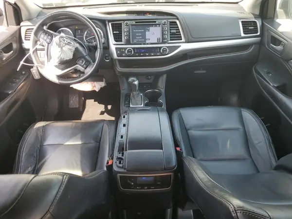 5TDJKRFH2GS241436 2016 TOYOTA HIGHLANDER - Image 8