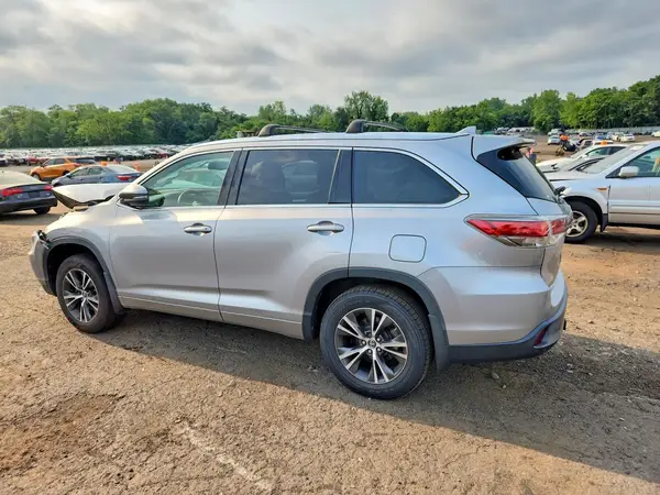 5TDJKRFH2GS243235 2016 TOYOTA HIGHLANDER - Image 2