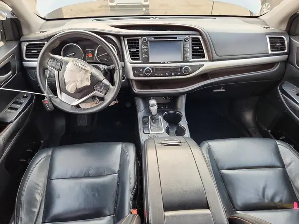 5TDJKRFH2GS243235 2016 TOYOTA HIGHLANDER - Image 8