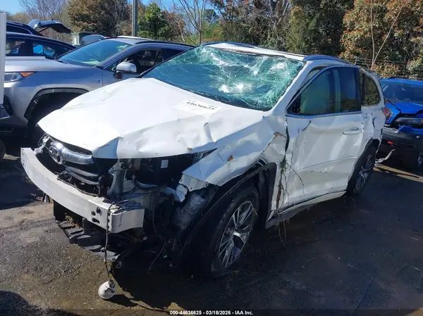 5TDJKRFH2GS247950 2016 TOYOTA HIGHLANDER - Image 2