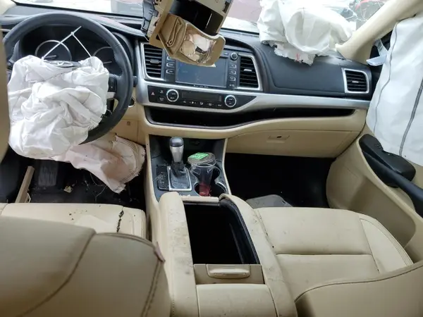 5TDJKRFH2GS252033 2016 TOYOTA HIGHLANDER - Image 8