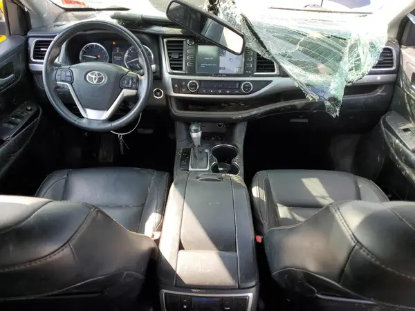 5TDJKRFH2GS280737 2016 TOYOTA HIGHLANDER - Image 8