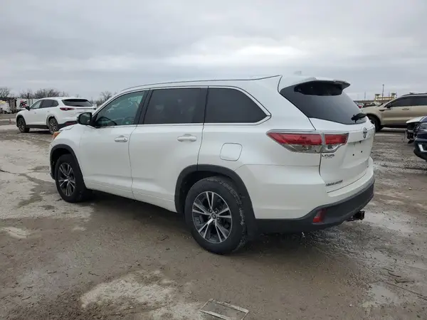 5TDJKRFH2GS287591 2016 TOYOTA HIGHLANDER - Image 2