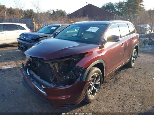 5TDJKRFH2GS289731 2016 TOYOTA HIGHLANDER - Image 2