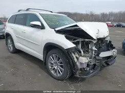 5TDJKRFH2GS293682 2016 TOYOTA HIGHLANDER