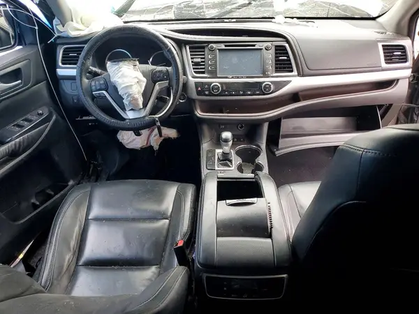 5TDJKRFH2GS295139 2016 TOYOTA HIGHLANDER - Image 8
