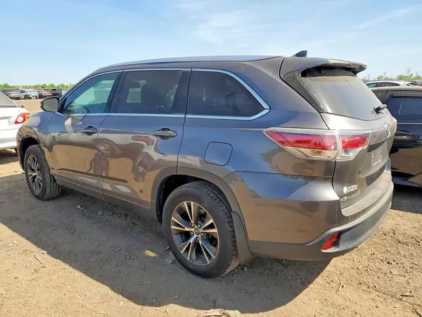 5TDJKRFH2GS300016 2016 TOYOTA HIGHLANDER - Image 2
