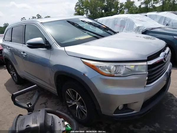 5TDJKRFH2GS300226 2016 TOYOTA HIGHLANDER - Image 1