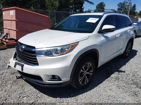 5TDJKRFH2GS305894 2016 TOYOTA HIGHLANDER - Image 2