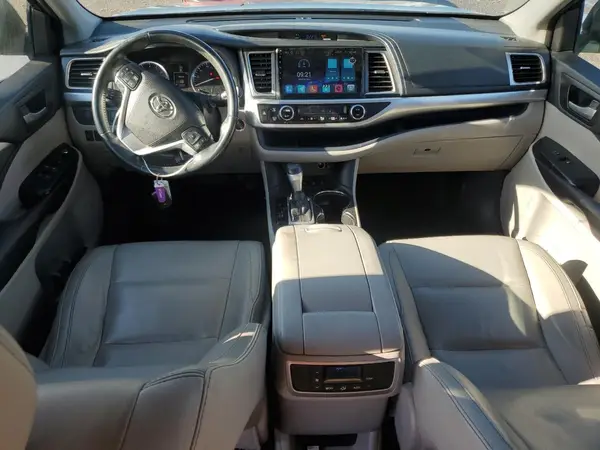 5TDJKRFH2GS308388 2016 TOYOTA HIGHLANDER - Image 8