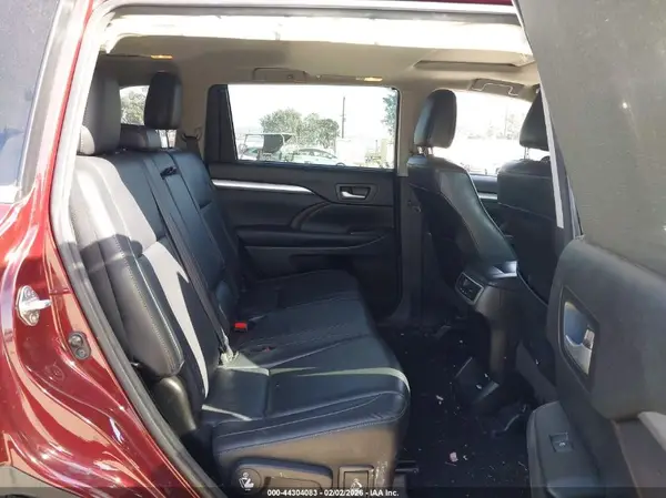 5TDJKRFH2GS308889 2016 TOYOTA HIGHLANDER - Image 8