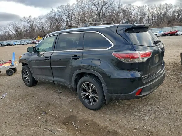 5TDJKRFH2GS322534 2016 TOYOTA HIGHLANDER - Image 2