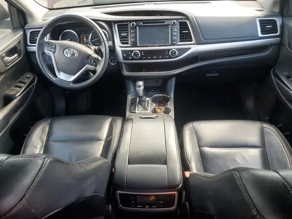 5TDJKRFH2GS329063 2016 TOYOTA HIGHLANDER - Image 8