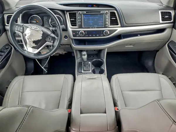 5TDJKRFH2GS333159 2016 TOYOTA HIGHLANDER - Image 8