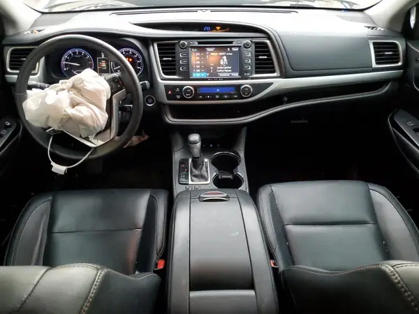 5TDJKRFH2GS338829 2016 TOYOTA HIGHLANDER - Image 8