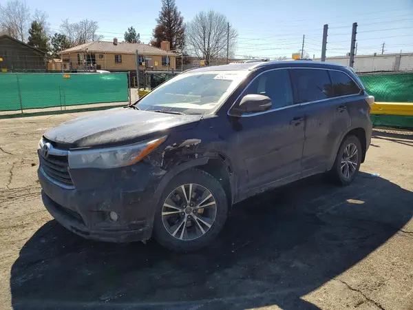 5TDJKRFH2GS339379 2016 TOYOTA HIGHLANDER - Image 1