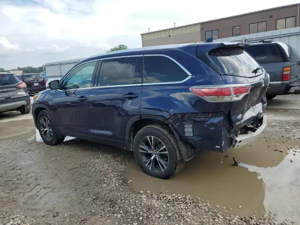 5TDJKRFH2GS342198 2016 TOYOTA HIGHLANDER - Image 2