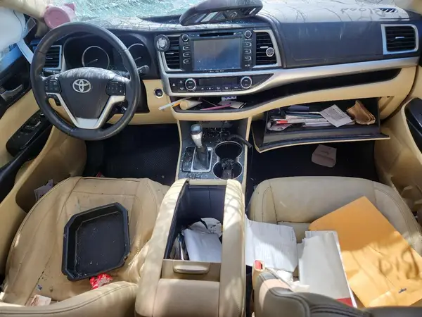 5TDJKRFH2GS345411 2016 TOYOTA HIGHLANDER - Image 8