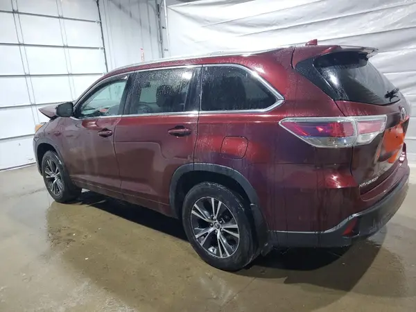5TDJKRFH2GS345831 2016 TOYOTA HIGHLANDER - Image 2
