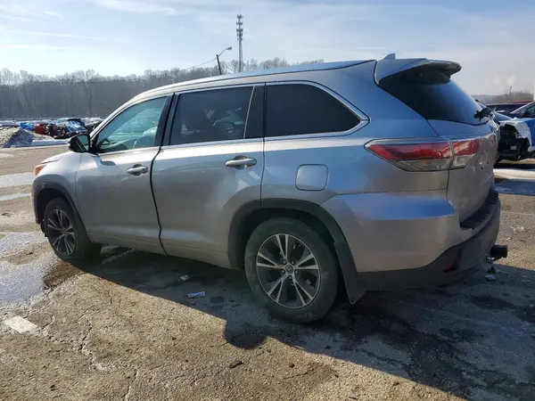 5TDJKRFH2GS347546 2016 TOYOTA HIGHLANDER - Image 2