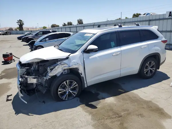 5TDJKRFH2GS349927 2016 TOYOTA HIGHLANDER - Image 1