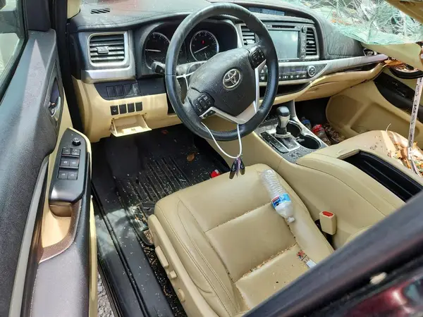 5TDJKRFH2GS500281 2016 TOYOTA HIGHLANDER - Image 8