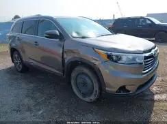 5TDJKRFH2GS500751 2016 TOYOTA HIGHLANDER