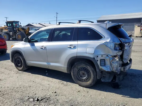 5TDJKRFH2GS502483 2016 TOYOTA HIGHLANDER - Image 2