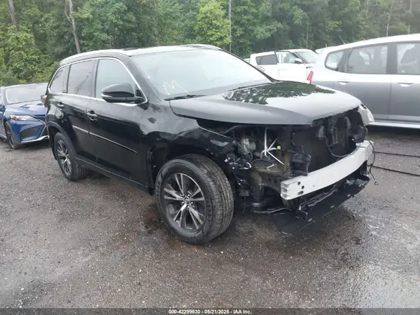 5TDJKRFH2GS506095 2016 TOYOTA HIGHLANDER - Image 1