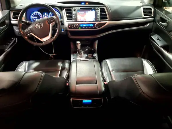 5TDJKRFH2GS506940 2016 TOYOTA HIGHLANDER - Image 8