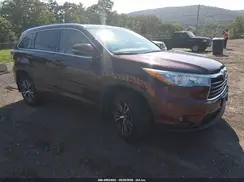 5TDJKRFH3GS229554 2016 TOYOTA HIGHLANDER