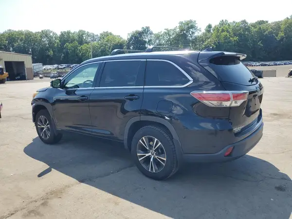 5TDJKRFH3GS239565 2016 TOYOTA HIGHLANDER - Image 2