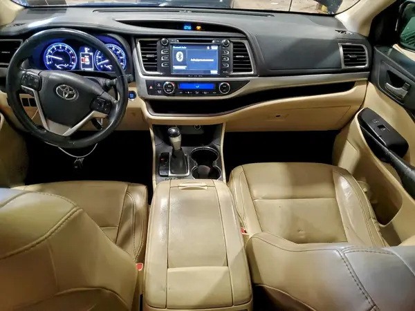 5TDJKRFH3GS239923 2016 TOYOTA HIGHLANDER - Image 8