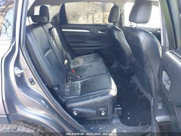 5TDJKRFH3GS242868 2016 TOYOTA HIGHLANDER - Image 8