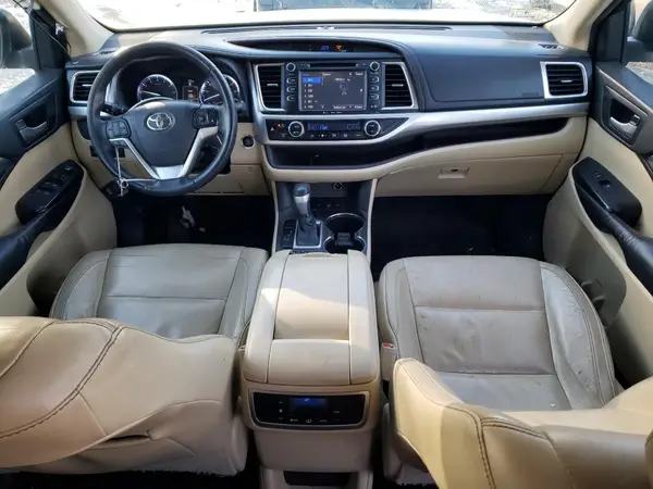 5TDJKRFH3GS247939 2016 TOYOTA HIGHLANDER - Image 8