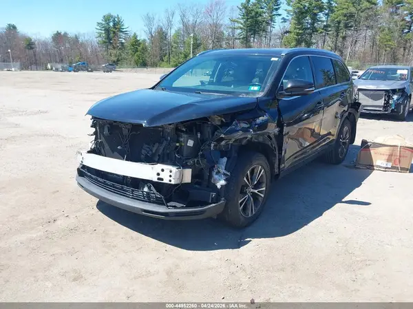 5TDJKRFH3GS256270 2016 TOYOTA HIGHLANDER - Image 2