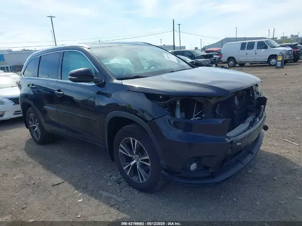 5TDJKRFH3GS269861 2016 TOYOTA HIGHLANDER - Image 1