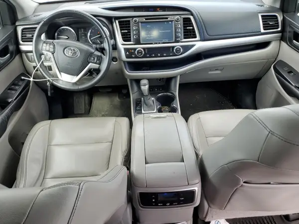 5TDJKRFH3GS275708 2016 TOYOTA HIGHLANDER - Image 8