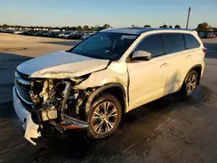 5TDJKRFH3GS279225 2016 TOYOTA HIGHLANDER