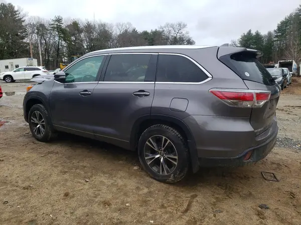 5TDJKRFH3GS281699 2016 TOYOTA HIGHLANDER - Image 2