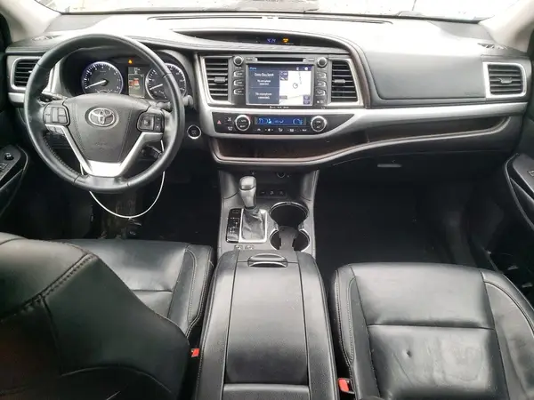 5TDJKRFH3GS281699 2016 TOYOTA HIGHLANDER - Image 8