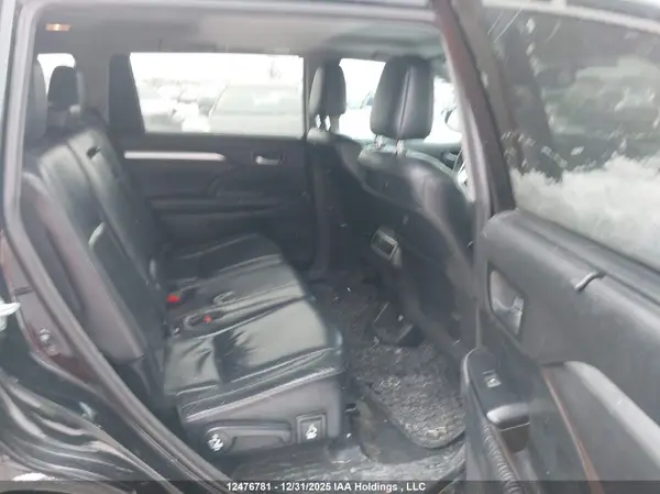5TDJKRFH3GS291679 2016 TOYOTA HIGHLANDER - Image 8