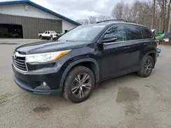 5TDJKRFH3GS300963 2016 TOYOTA HIGHLANDER