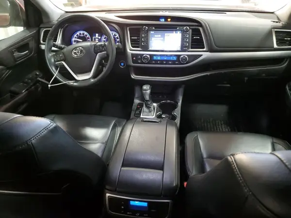5TDJKRFH3GS303961 2016 TOYOTA HIGHLANDER - Image 8