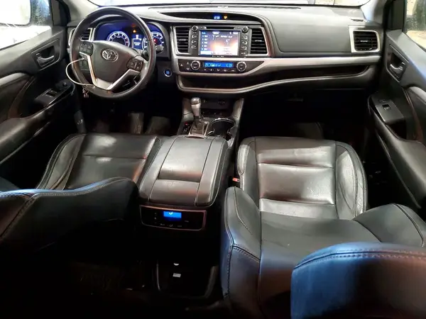 5TDJKRFH3GS308139 2016 TOYOTA HIGHLANDER - Image 8