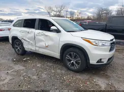 5TDJKRFH3GS327855 2016 TOYOTA HIGHLANDER