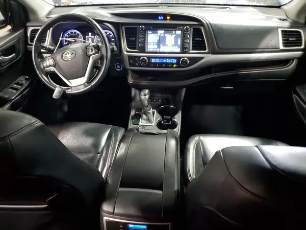 5TDJKRFH3GS328455 2016 TOYOTA HIGHLANDER - Image 8