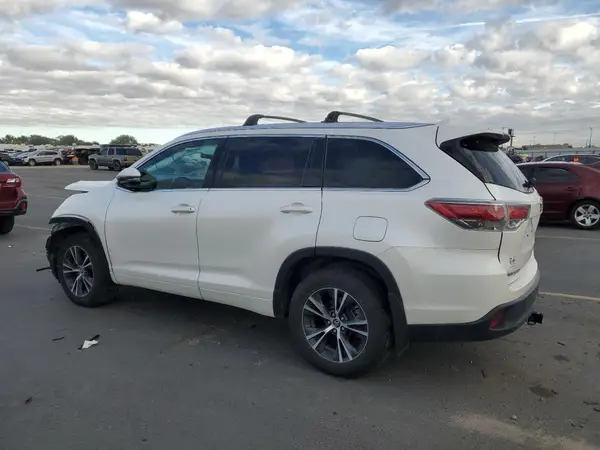 5TDJKRFH3GS332103 2016 TOYOTA HIGHLANDER - Image 2