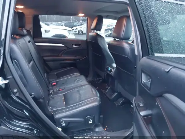 5TDJKRFH3GS338760 2016 TOYOTA HIGHLANDER - Image 8