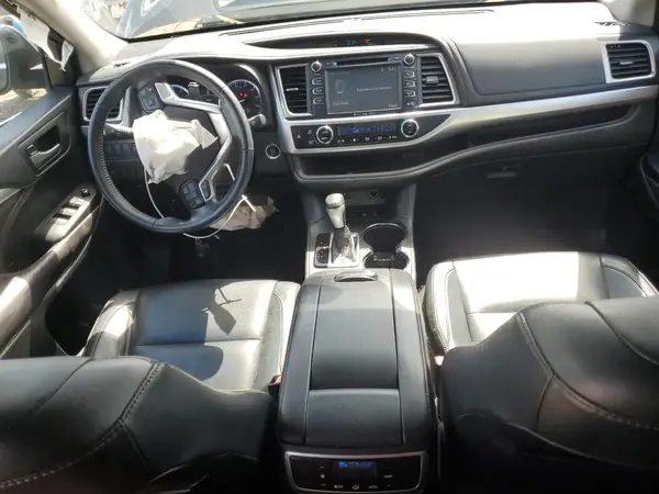 5TDJKRFH3GS348947 2016 TOYOTA HIGHLANDER - Image 8